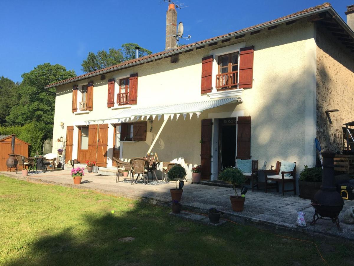 Maison Blanche De Hudson Cussac  Exteriér fotografie