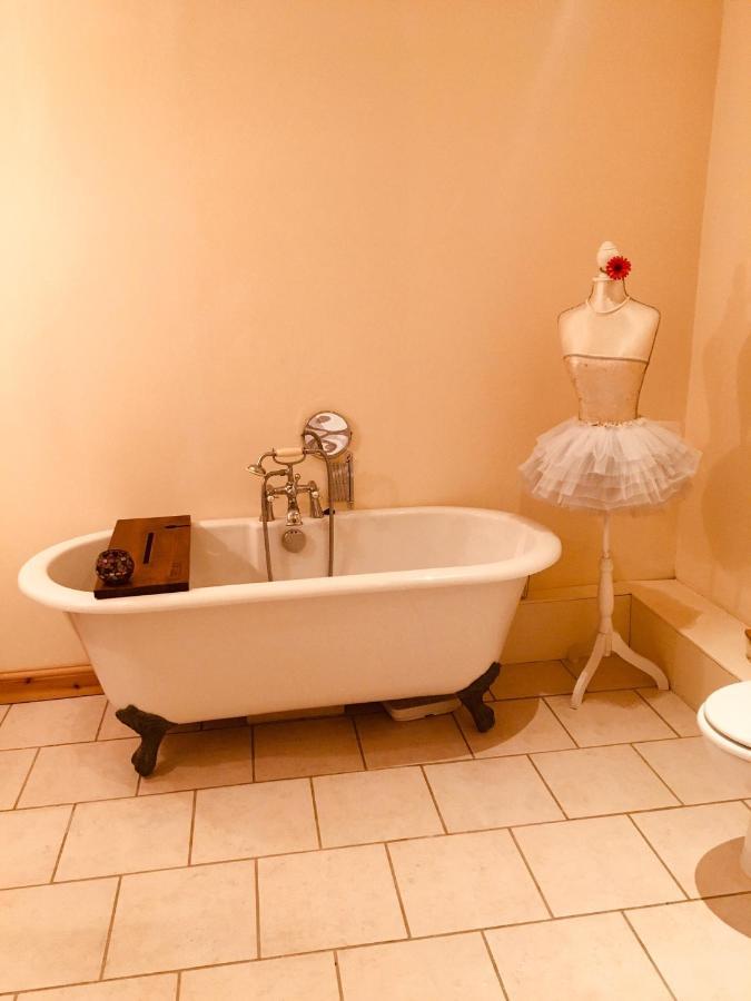 Maison Blanche De Hudson Cussac  Exteriér fotografie