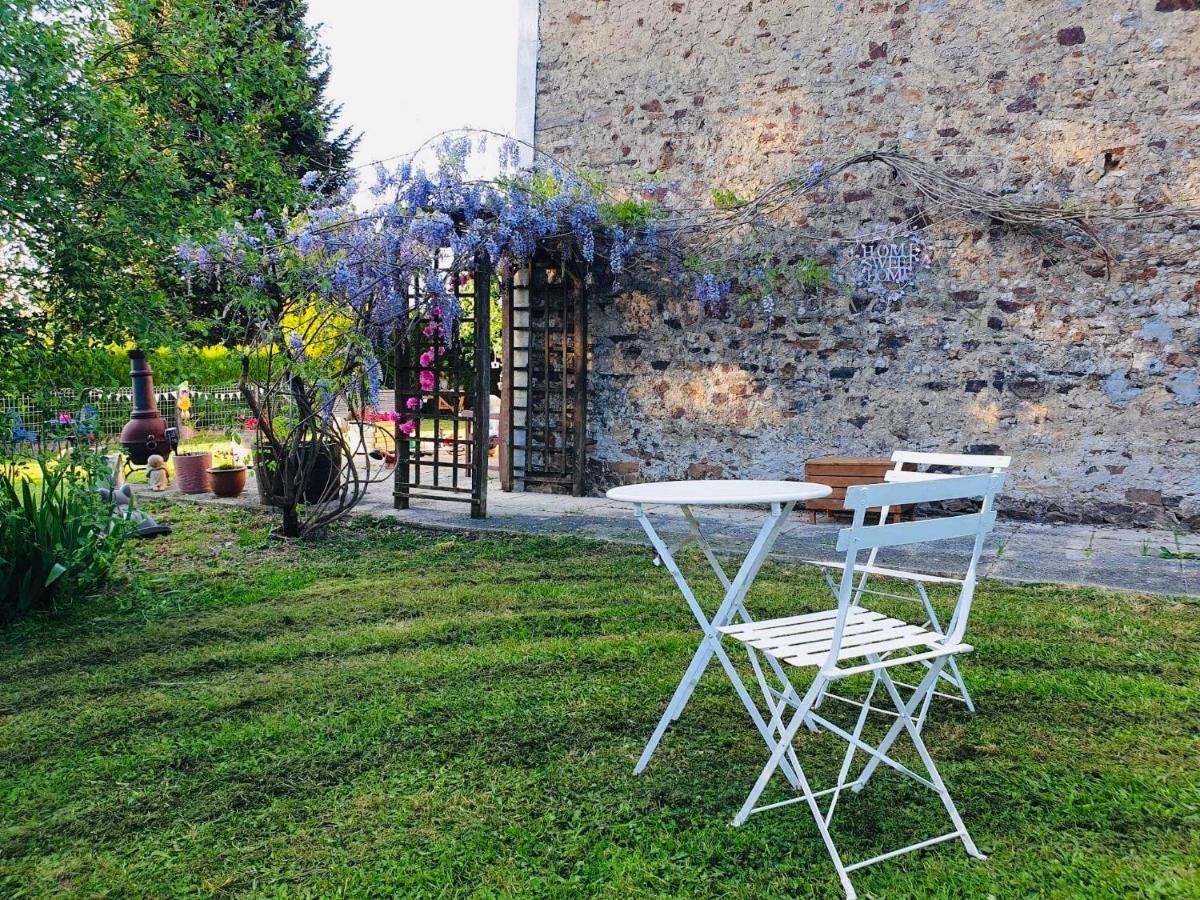 Maison Blanche De Hudson Cussac  Exteriér fotografie